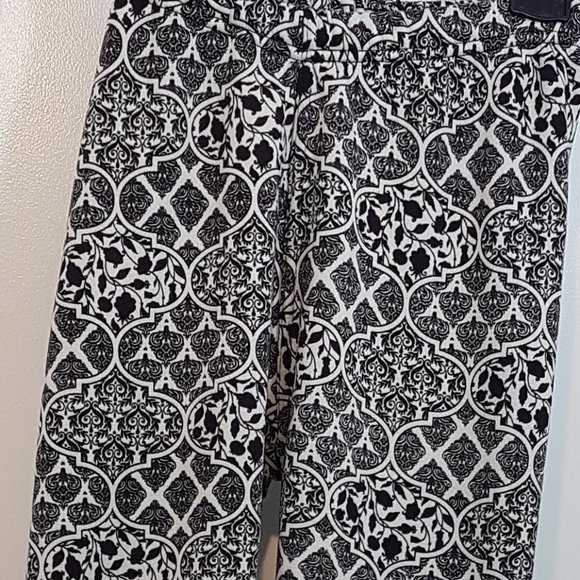 M Just Cozy Perfect Leggings - Picture 3 of 8